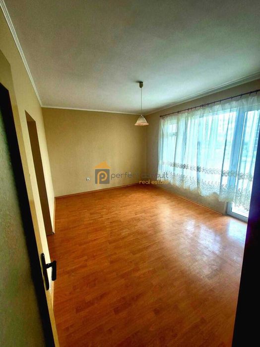 Продава се Тристаен апартамент в Пловдив, Център - 92 кв.м за 1490 €/кв.м - Снимка #3