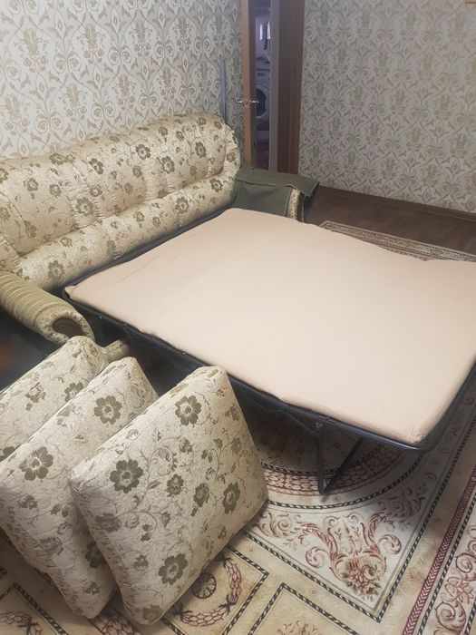 Раскладной диван и кресло