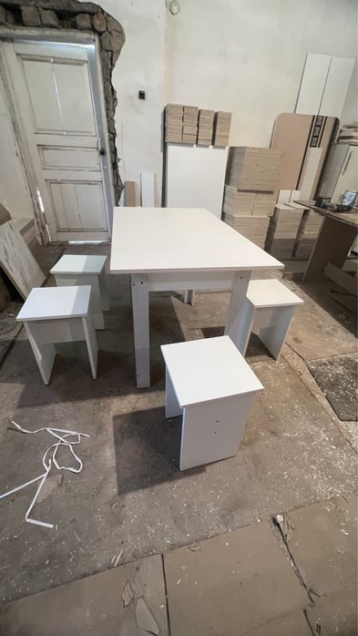 СУПЕР АКЦИЯ. Стол табуретка.