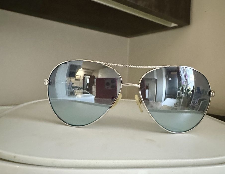 GUESS оригинални дамски слънчеви очила