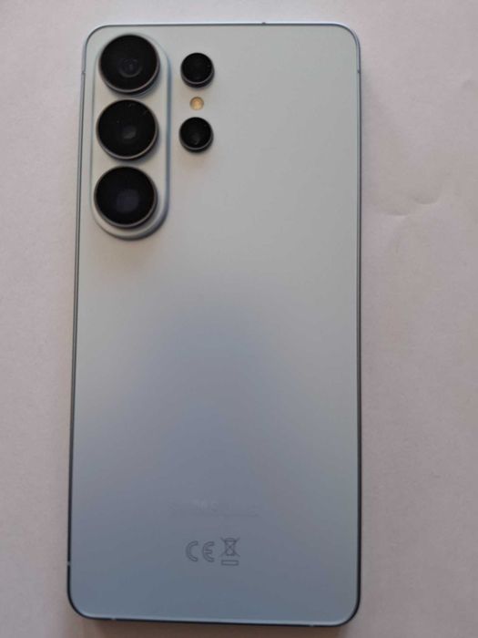 Samsung Galaxy S26 Ultra 256GB – Като нов | Само 1 цикъл на батерията | Без никакви забележки