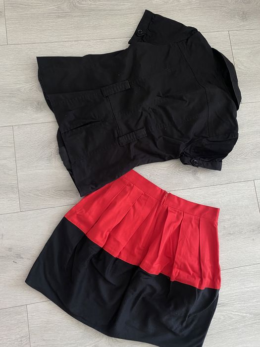 Set sacou maneca scurta si fusta marime 36