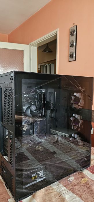 Настолен компютър