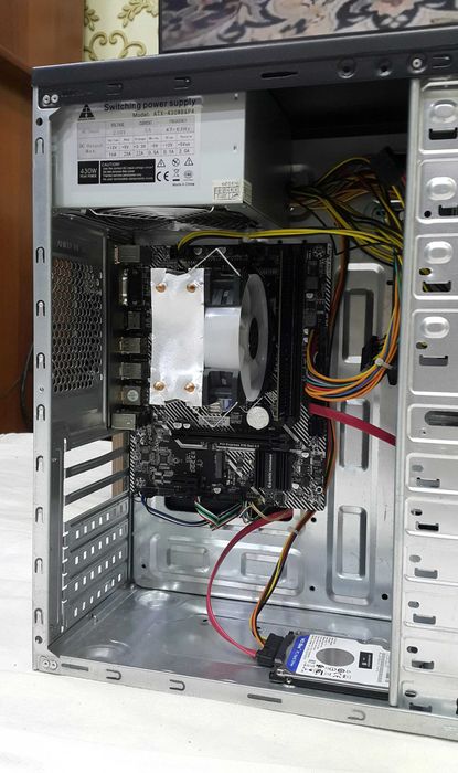 Core i5 10400F игровой системник