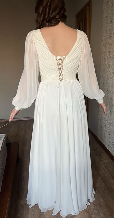 Платье Extra White, размер M–L, идеальное состояние