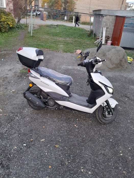 Продам новый скутер!