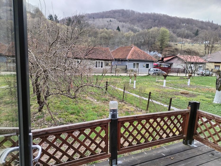 Vând casa cu teren Rusca Montana, CS
