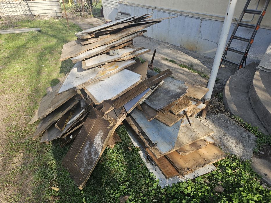 Дрова, старые доски, самовывоз, бесплатно