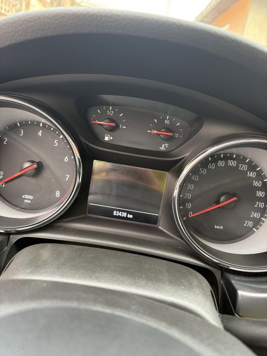 Opel Astra 2020 km 63 de mii TVA inclus deductibil