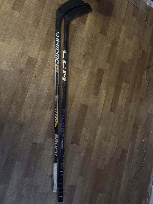 Продам комплекты с хоккею