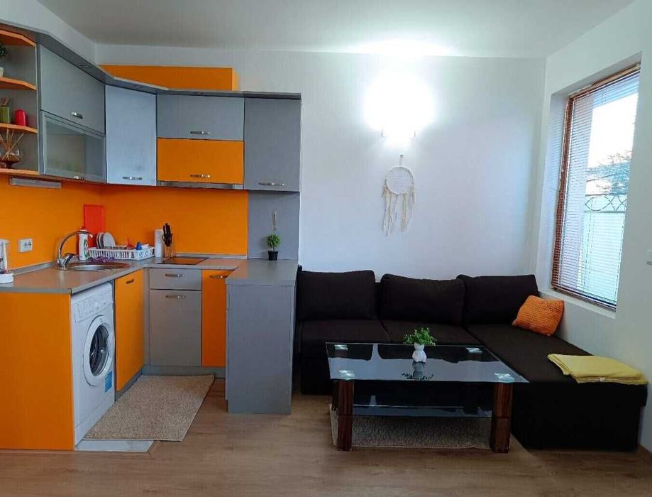 Дава се под наем Едностаен апартамент в Бургас, Сарафово - 40 кв.м за 127.5 € - Снимка #2