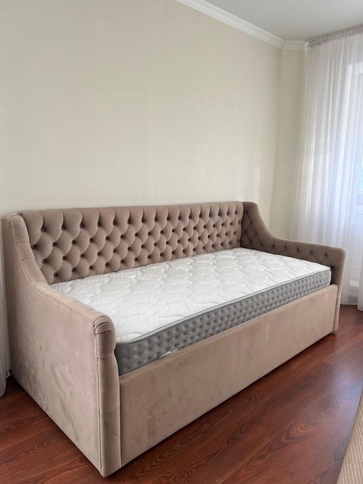 Кровать односпальная