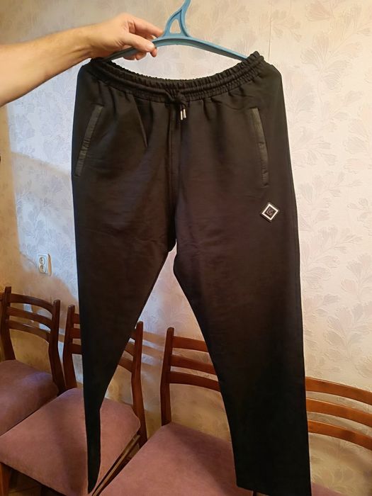 Продается спортивный костюм GANT