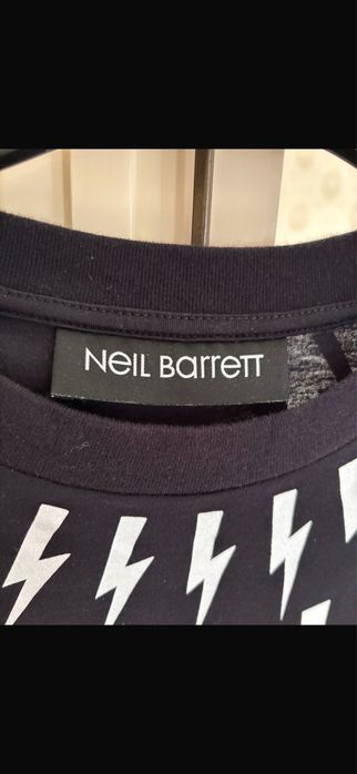 Tricou Neil Barrett
