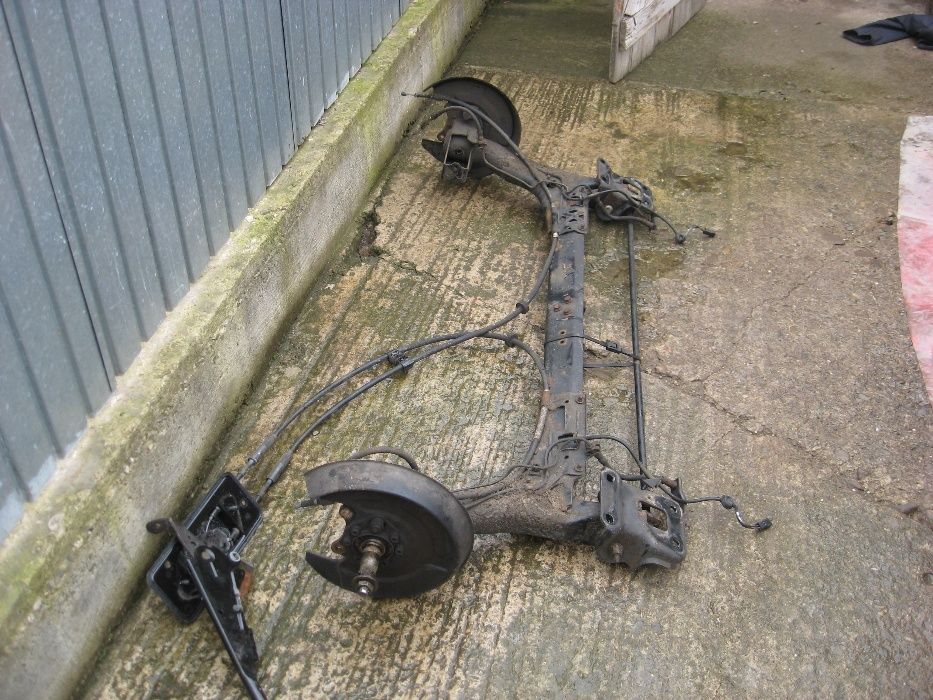 Trager audi a4 b5, Punte spate audi a4 b5