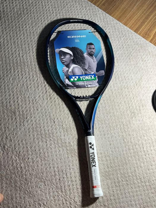 Racheta tenis YONEX semnata Simona Halep