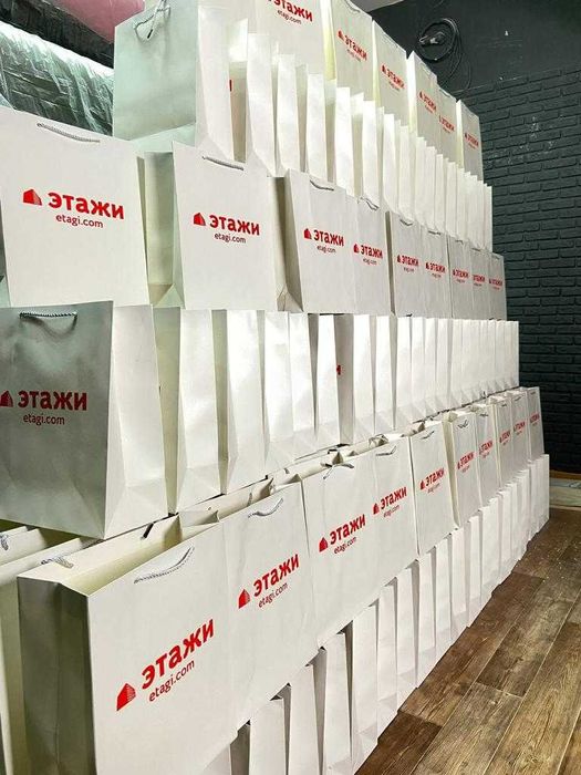 Пакеты Изготовление с логотипом Печать Ручной пакет Подарочный пакет ...