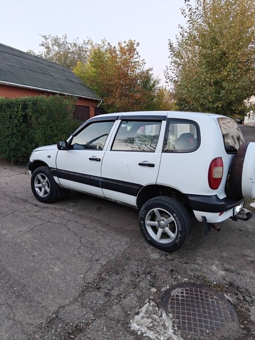 Продам машину Chevrolet Niva 2005г.