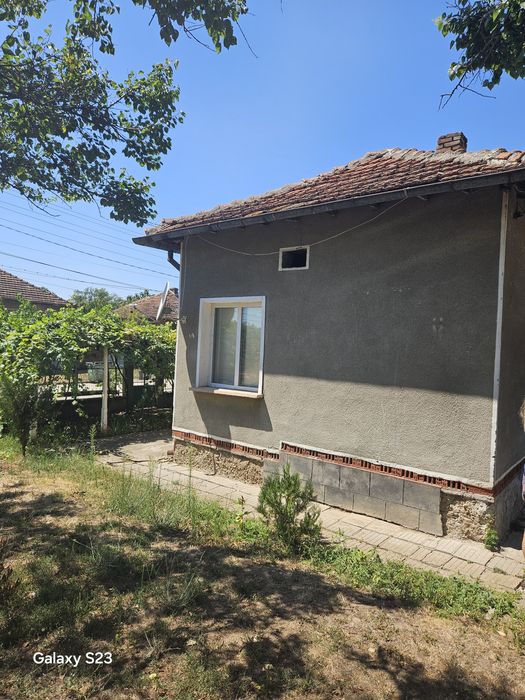 Продава се Къща в Плевен, Сторгозия - 140 кв.м за 204 €/кв.м - Снимка #1