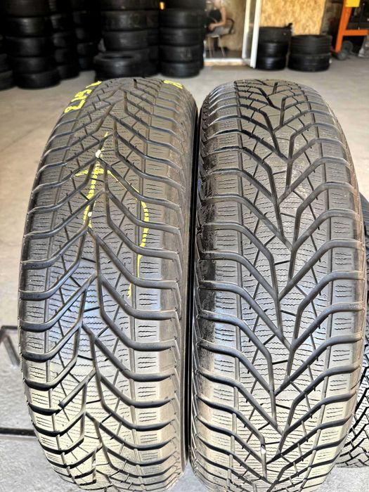 215/80 R16 • Iarna • Yokohama BluEarth Winter V905 103T | 2 buc | Pret/buc