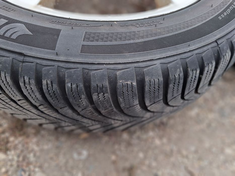 16″ алуминиеви джанти Dezent с гуми Hankook – 5x114.3, ET48, Hyundai / Kia  mazda Nisan