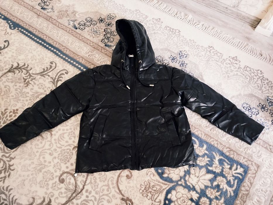 Modniy kachestvinni  kurtka