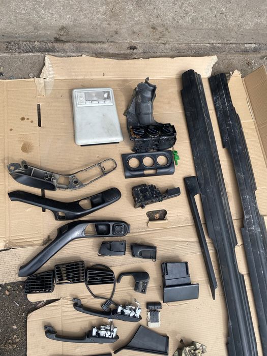 Продам пластик салона, мелочь пассат б4