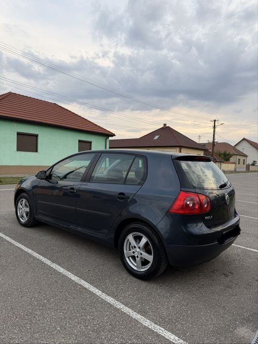 VOLKSWAGEN Golf 2005 — imagine 4