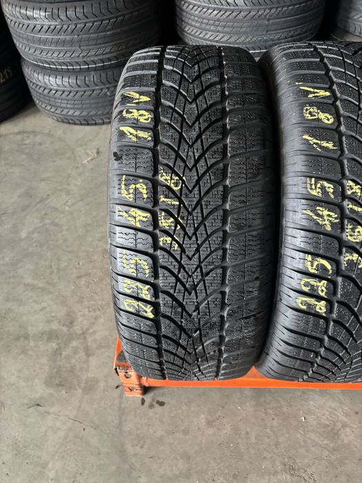 Anvelope Iarna 255/40/18 si 225/45/18 Dunlop SP Winter Sport 4D 255 40 18 225 45 18 R18