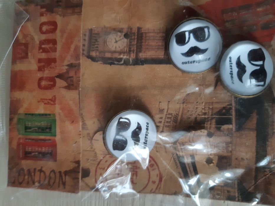 Оригинальные значки