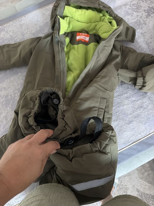 Куртка комбез, на 5-6 лет
