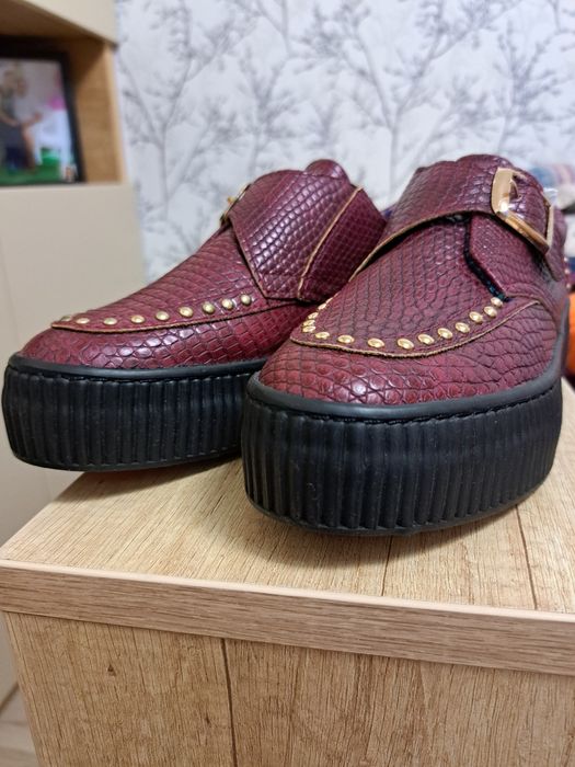 Pantofi de damă.