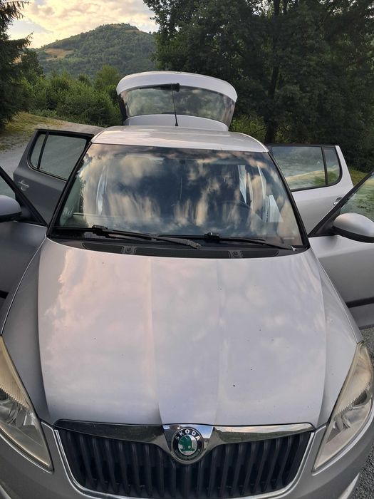SKODA Fabia 2011 — imagine 3