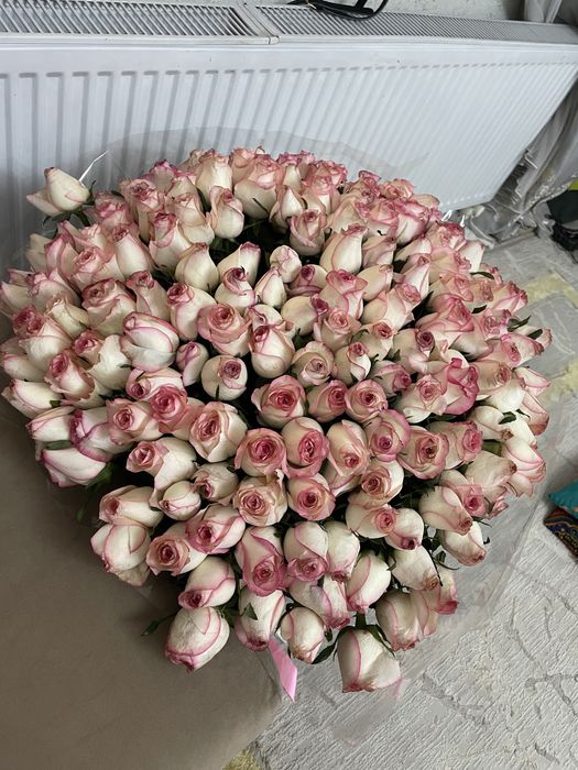 Продам букет 201 роза