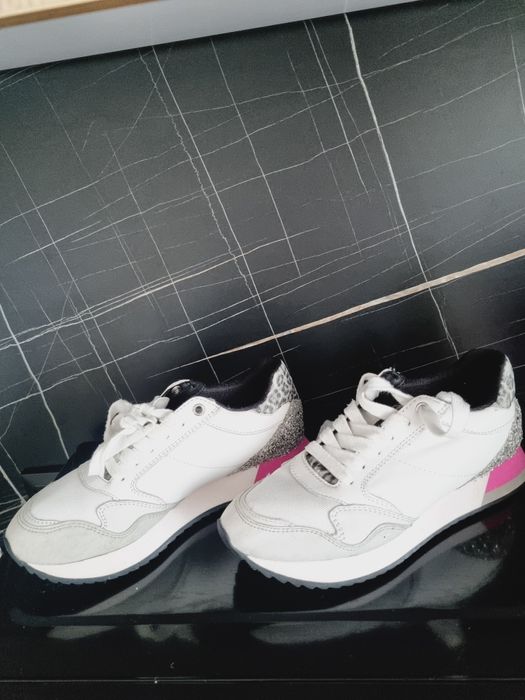 Дамски маратонки geox