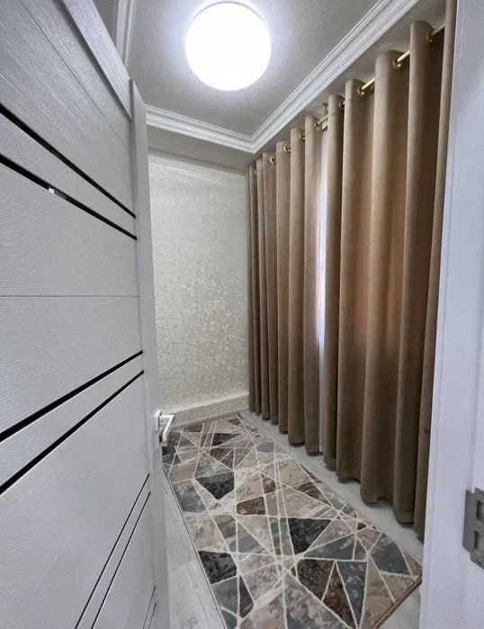 Чиланзар-3  2в3комнатная. Евро . Зеркалка