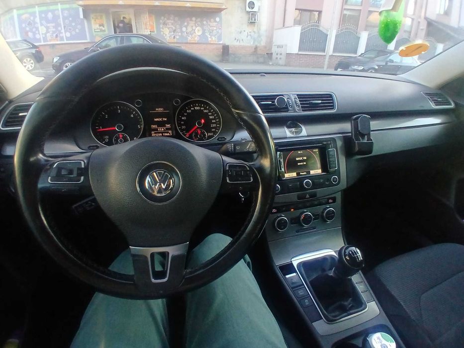 VOLKSWAGEN Passat 2014 — imagine 3
