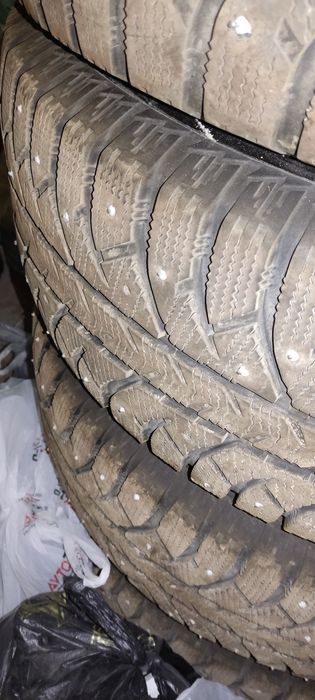 Диски с резиной на Паджеро 4