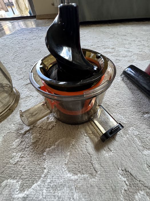 Vand storcator cu presare la rece MYRIA