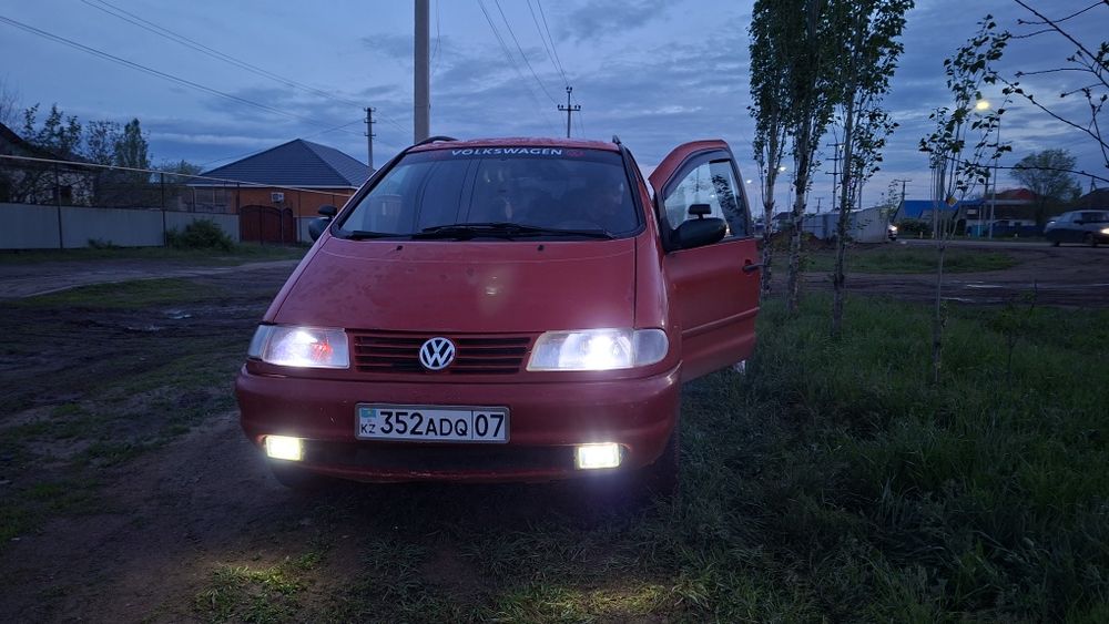 Продам минивен  шаран