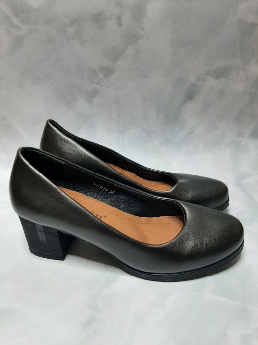 Обувь женская,на каблуке