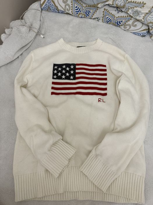 Срочно продается свитер. Разгружаю свои гардероб