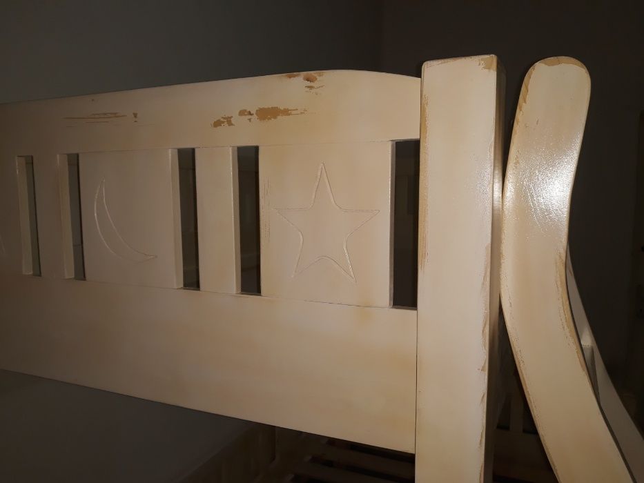 TRANSPORT GRATUIT.Pat etajat-supraetajat antichizat.Cod 3017