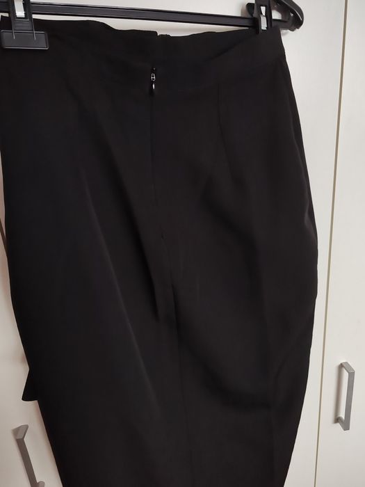 Compleu corset si fusta cu crapeu