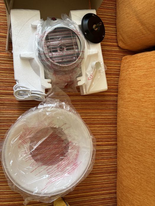 Машина за захарен памук SilverCrest – нова, в оригинална опаковка