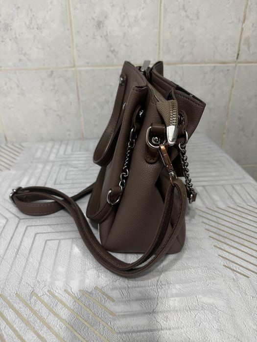 Продам сумку женскую