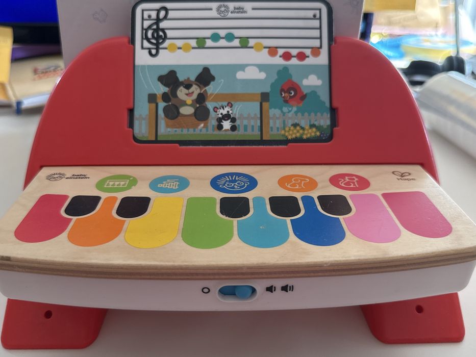 Детско пиано Hape