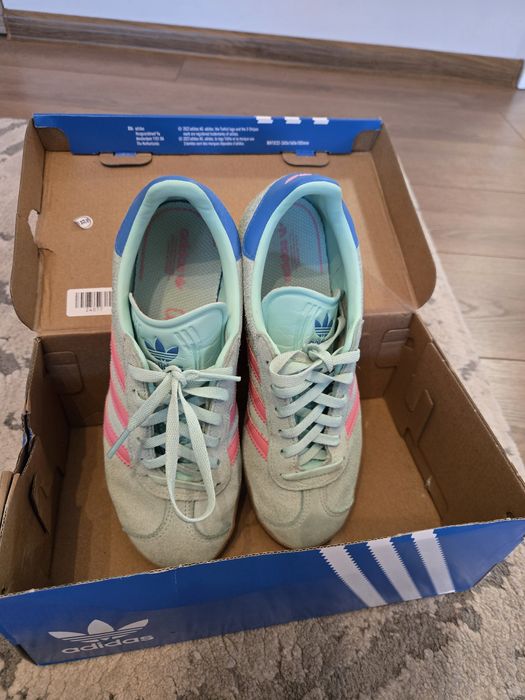 Маратонки Adidas Gazelle 35
