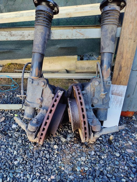 Punte/fuzeta/disc frana/etrier frana Mercedes sprinter 2015