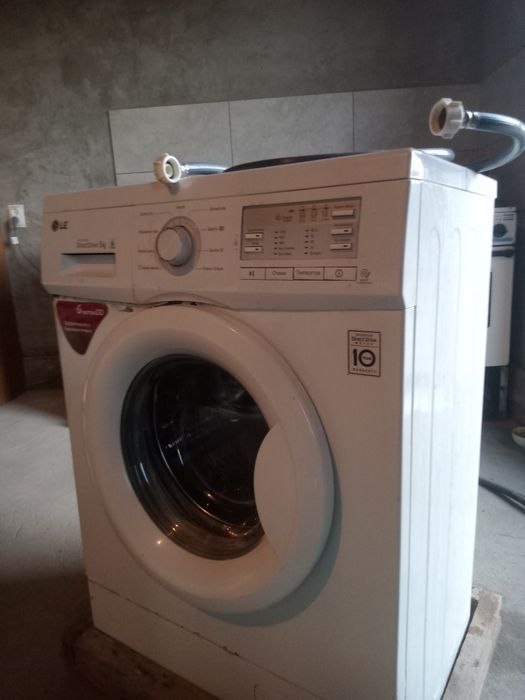 Продам стиралку LG
